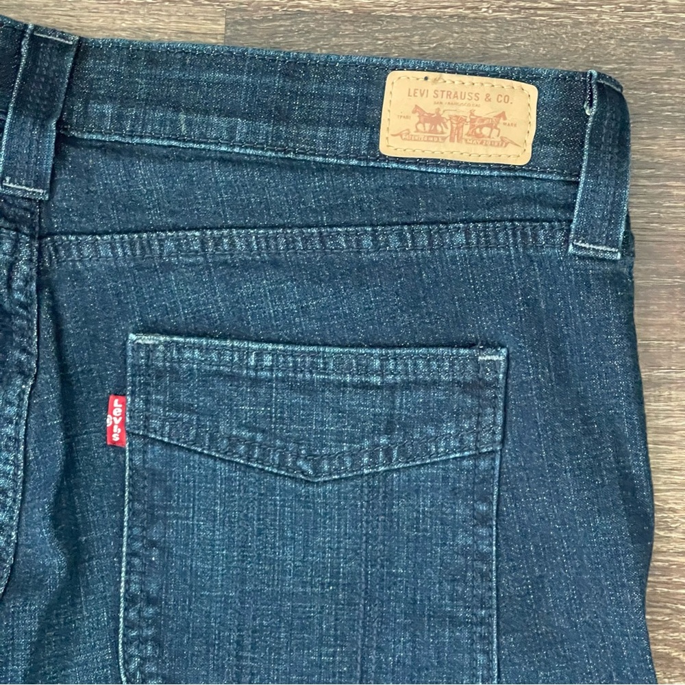 Levi's Red Tab Dark Blue Denim Wide Leg Cropped Capri Jeans Women’s Size 14 - Picture 5 of 12
